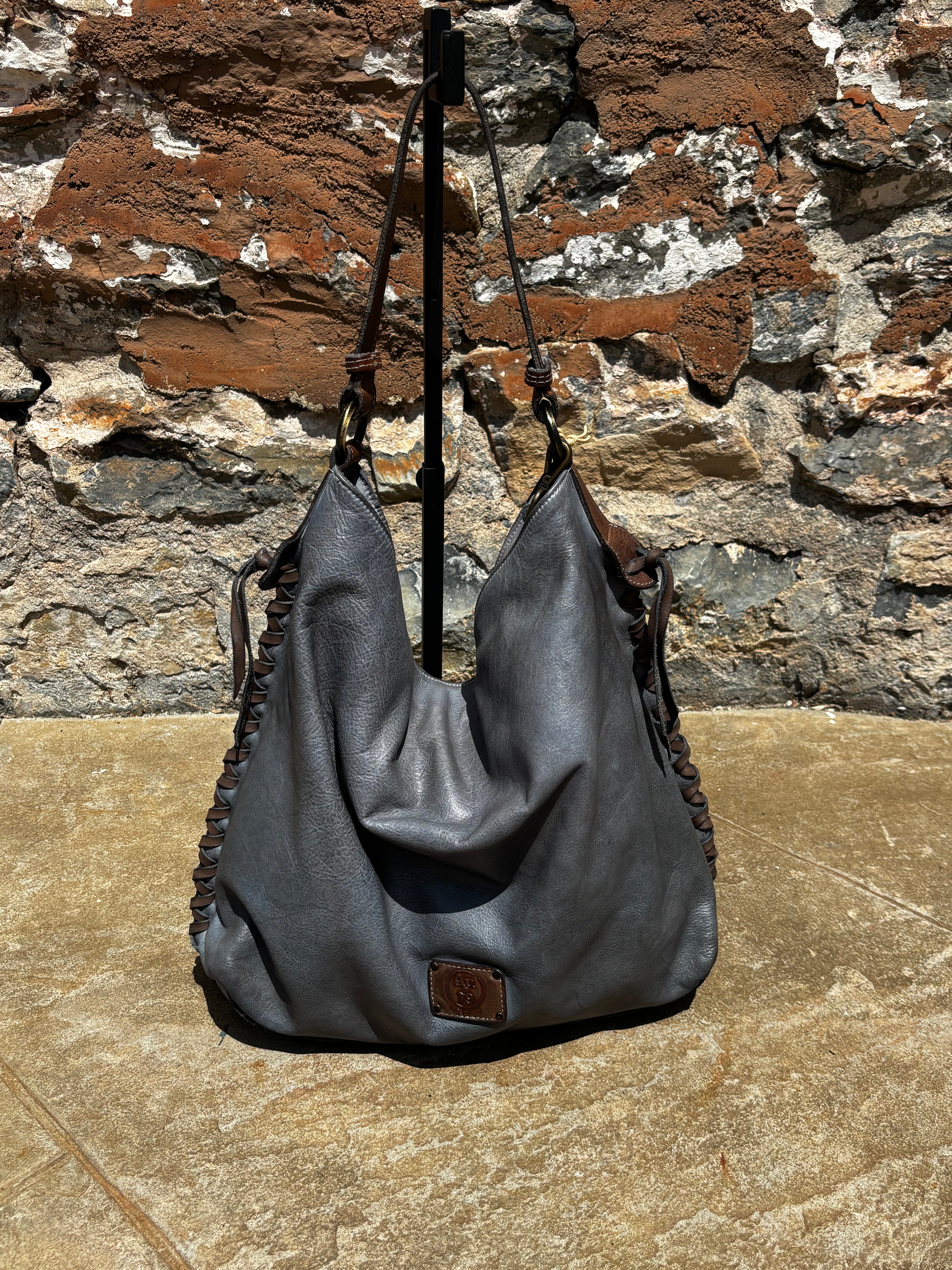 Montana Shoulder tote
